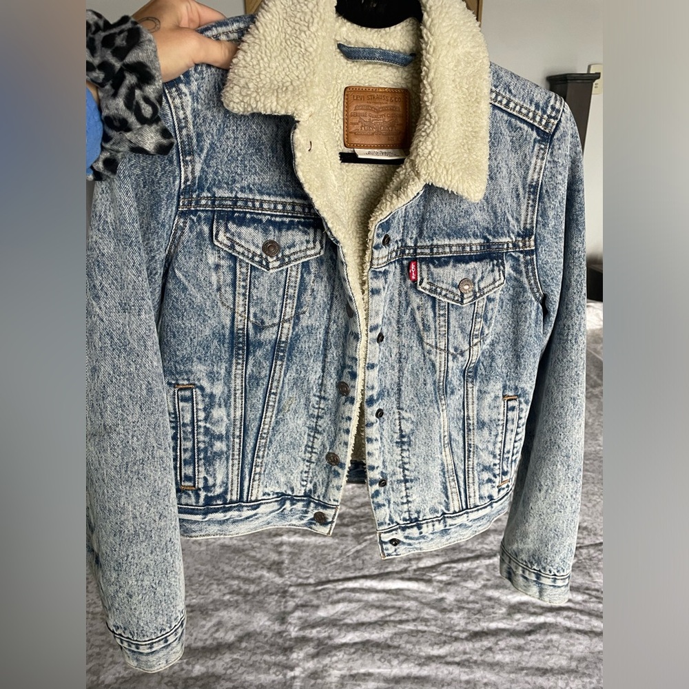 LEVI STRAUSS Sherpa Lined Denim